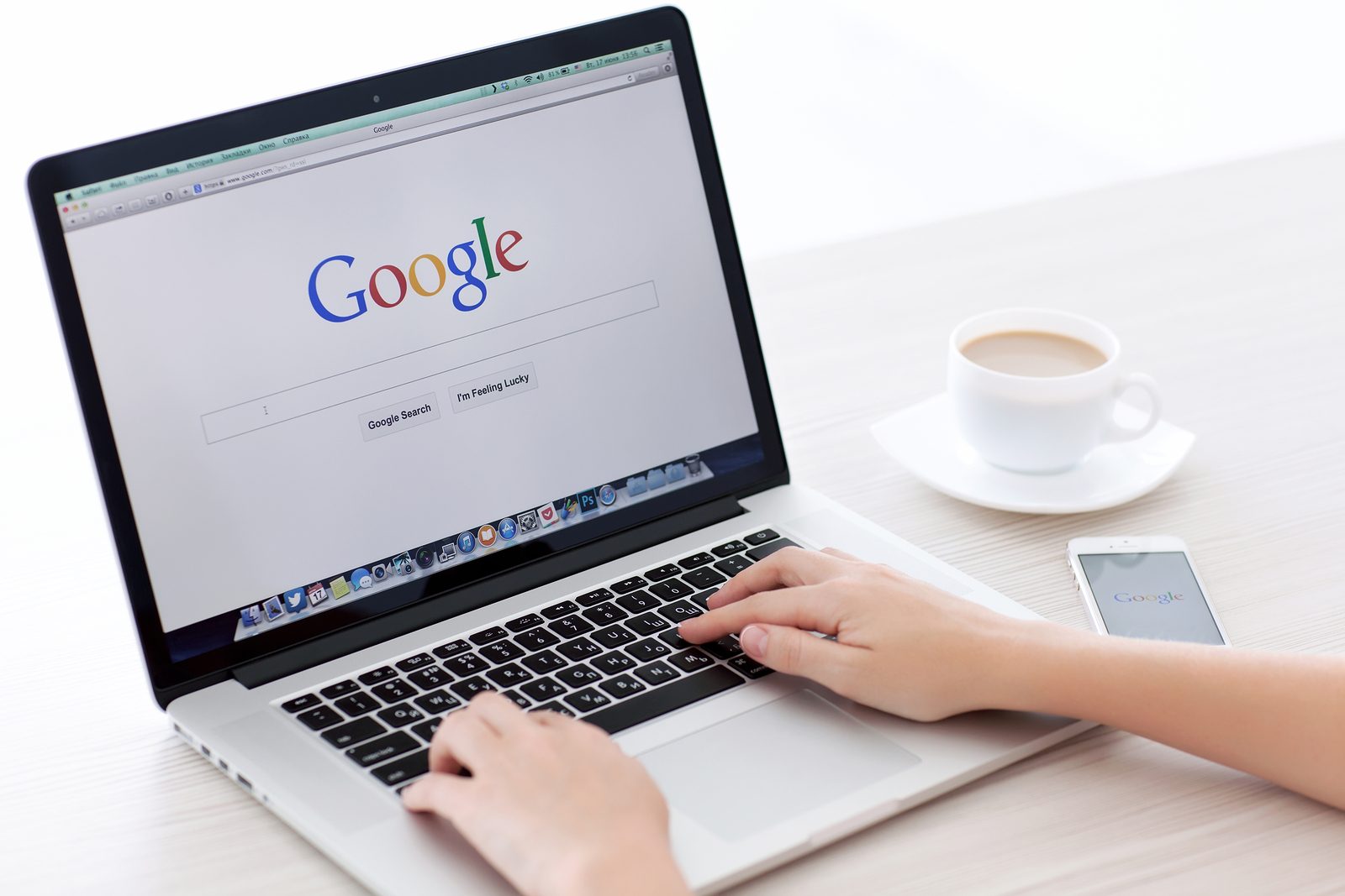 Як заборонити Google показувати вашу особисту інформацію в результатах пошуку
