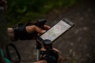 Як поділитися ходом своєї подорожі на Картах Google