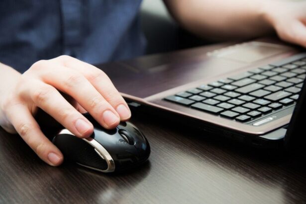 Як за допомогою клавіатури керувати курсором миші?