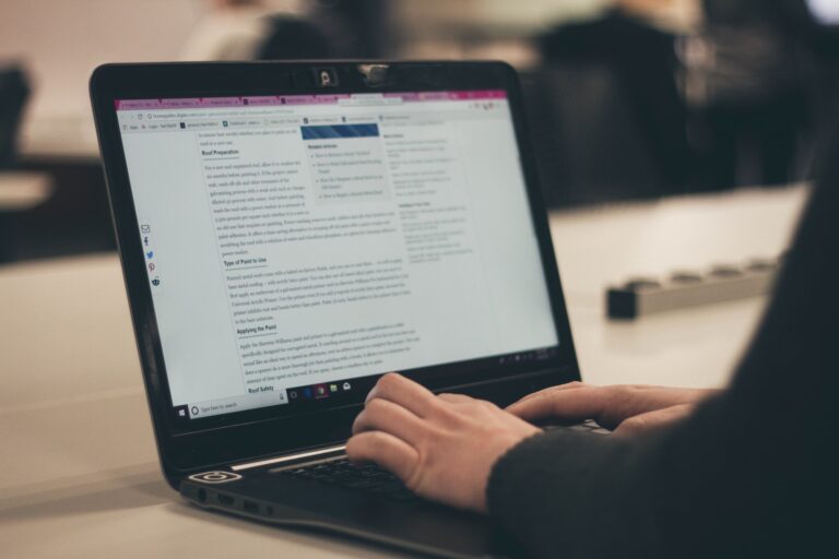 Як безпечно завантажувати файли з інтернету і перевіряти їх перед відкриттям