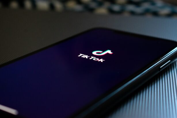 TikTok додає нові засоби батьківського контролю та інструменти для творців