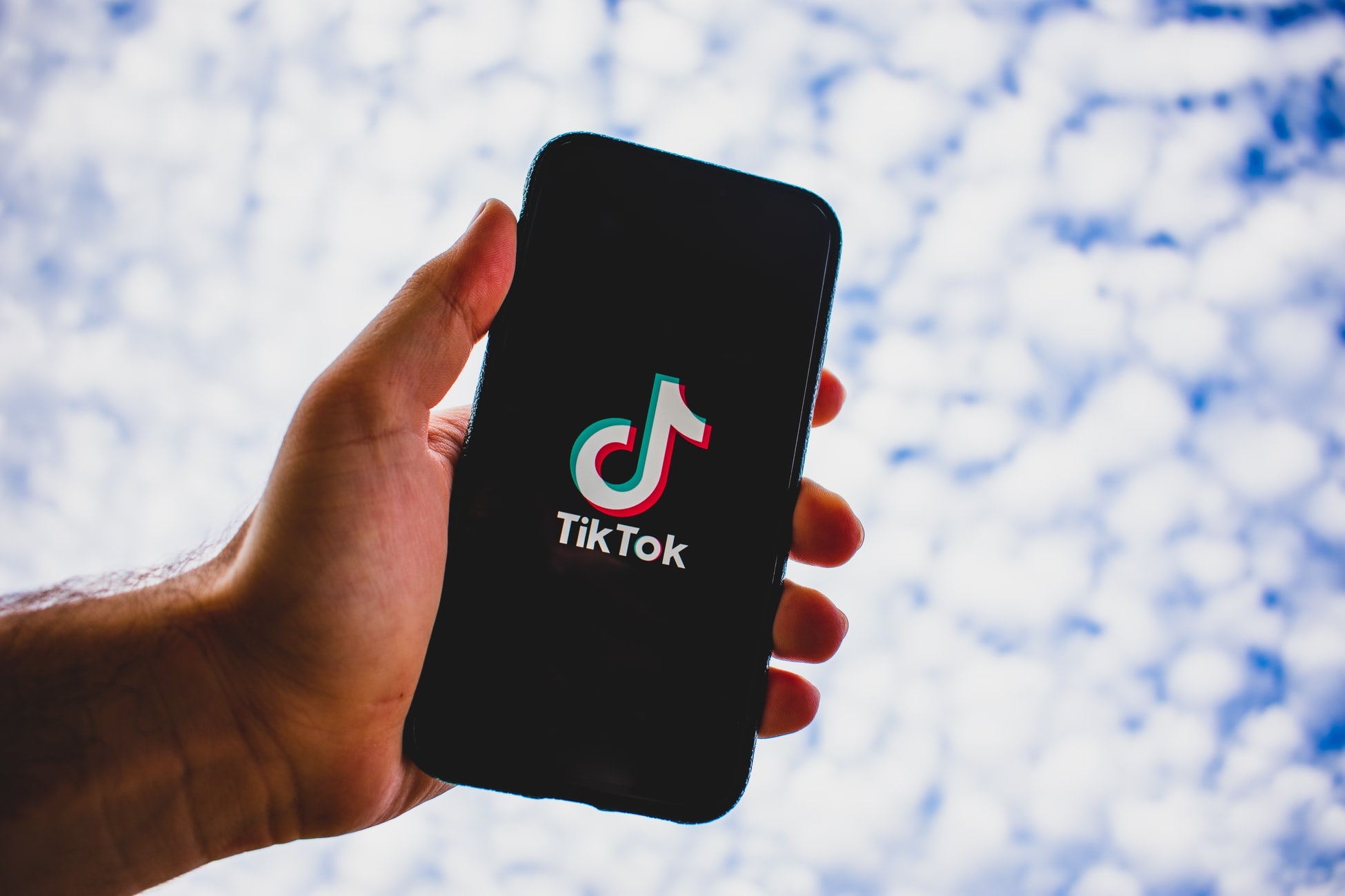 TikTok - найбільш популярний додаток 2020