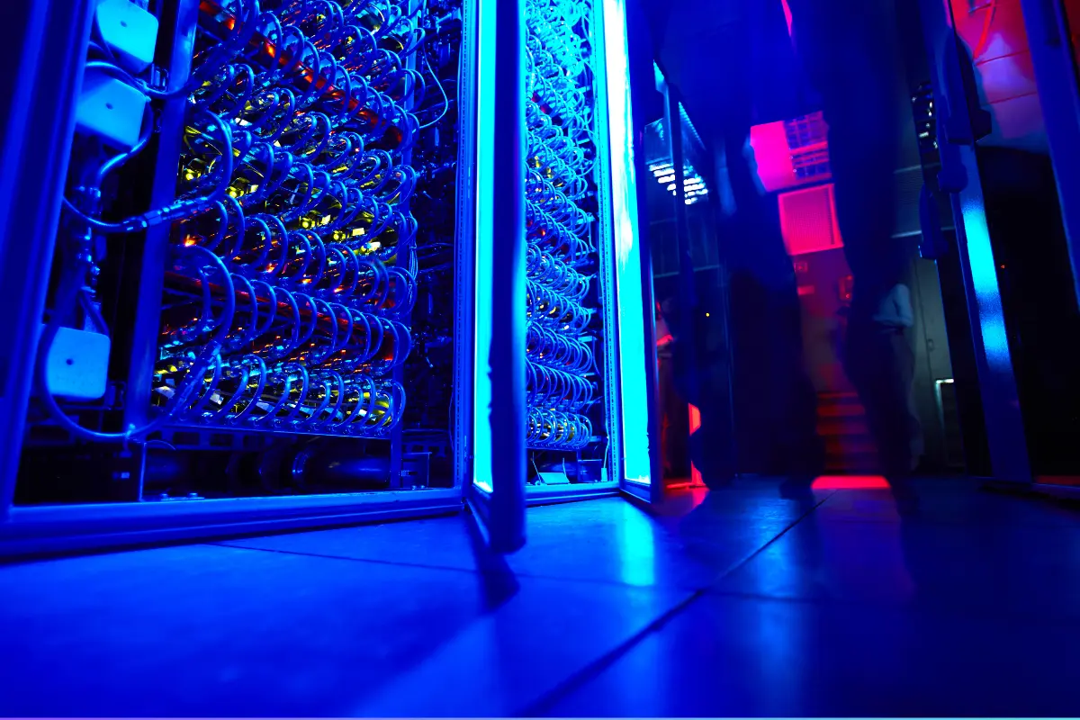Потужні суперкомп’ютери як інструмент в руках кіберзлочинців - Cybercalm на we.ua