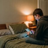 Як захистити підлітків від інтернет-шахраїв
