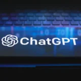 ChatGPT користуються 200 мільйонів людей щотижня - це вдвічі більше ніж торік