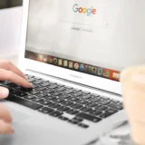 Як видалити персональну інформацію з пошуку Google