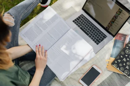 10 найкращих безкоштовних інструментів з відкритим кодом для студентів