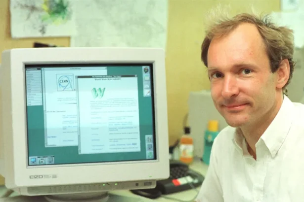 Творець Інтернету пояснює, чому віддав його безкоштовно та про що шкодує