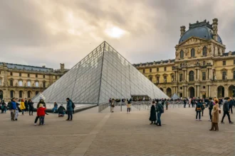 Паролем системи відеоспостереження Лувру було слово «Louvre», а ПЗ не оновлювалось понад 20 років
