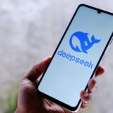 DeepSeek V3.2: чи загрожує новий відкритий ШІ домінуванню пропрієтарних моделей