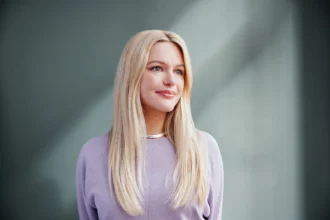 Я стала жертвою ШІ-шантажу оголеними фото — і це може статися з кожним