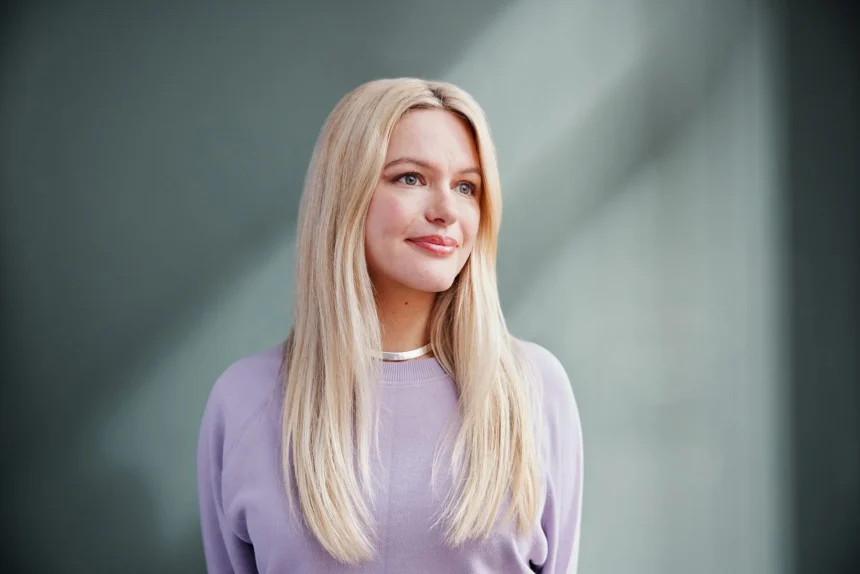 "Я стала жертвою ШІ-шантажу оголеними фото — і це може статися з кожним", — історія Бекки Кедді 33 Я стала жертвою ШІ-шантажу оголеними фото — і це може статися з кожним