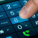 Навіщо на кнопках набору номеру букви? Історія: від дискового апарату до смартфона