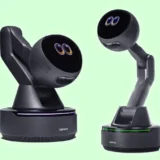 Lenovo представила концепти настільних AI-асистентів — у тому числі роботизовану руку з «очима цуценяти»