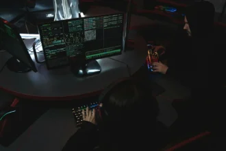 Як кіберзлочинці взаємодіють між собою