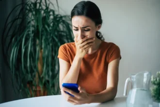 Сексторшн: ФБР попереджає про крадіжку інтимних фото — 6 способів захисту
