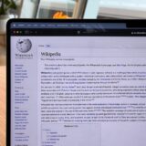 Wikimedia: некеровані ШІ-агенти OpenAI без дозволу редагували вікі й могли спричинити травневий збій
