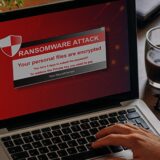 Власника MonsterCloud звинуватили в таємних виплатах вимагачам і завищених рахунках для їхніх жертв