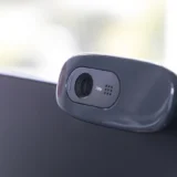 Як перевірити, чи не зламали вебкамеру: ознаки на компʼютері та смартфоні і що робити